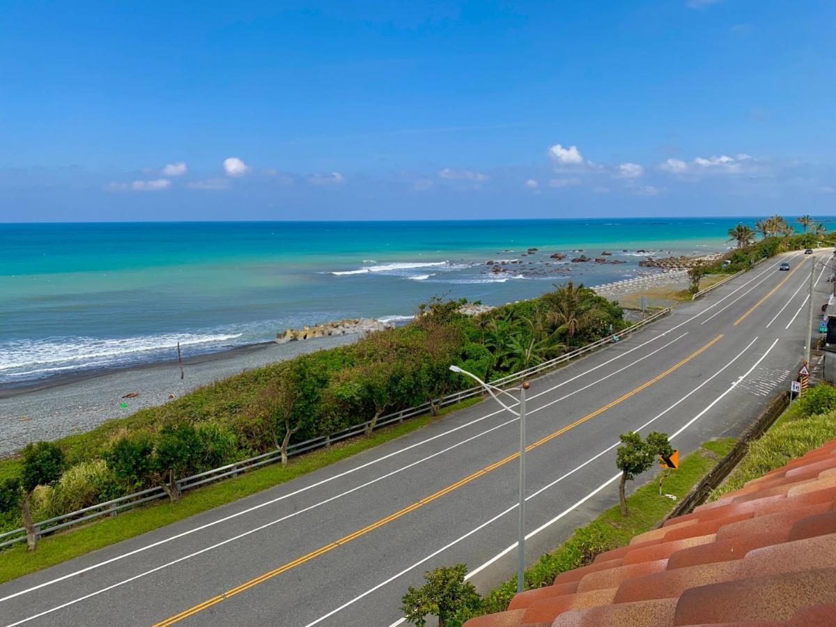 Taitung Blue Sea Villa Chenggong Bagian luar foto