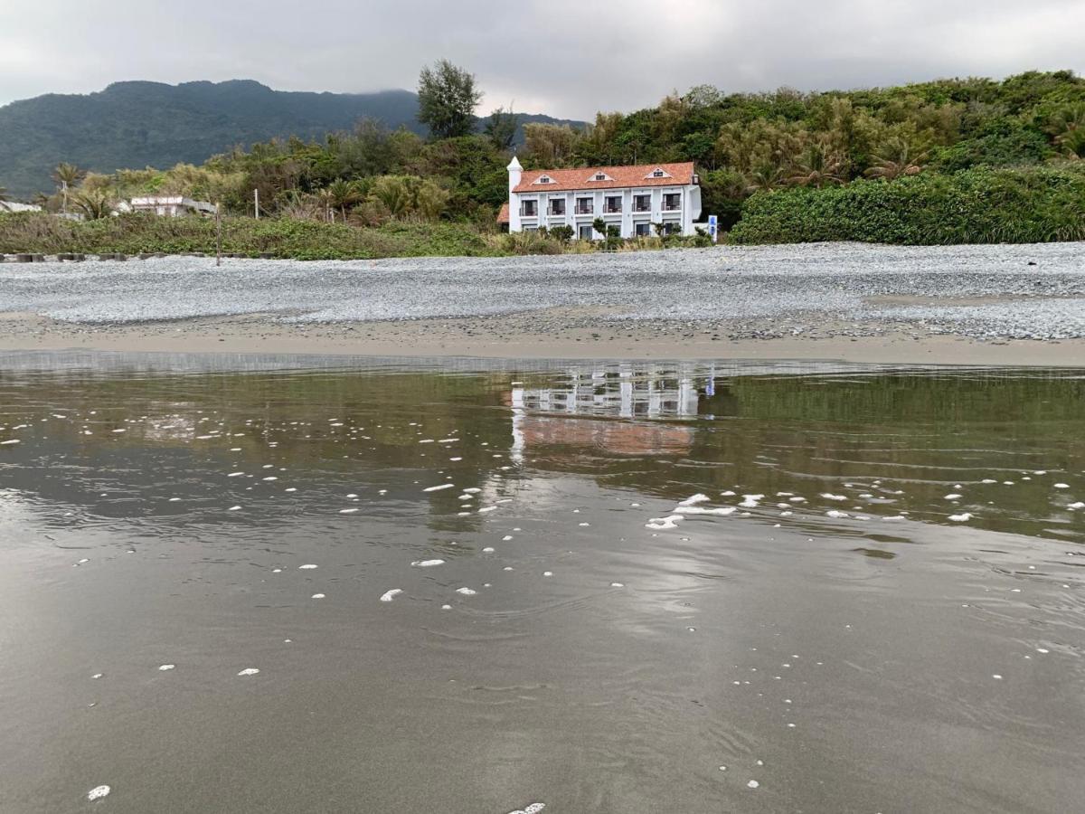 Taitung Blue Sea Villa Chenggong Bagian luar foto
