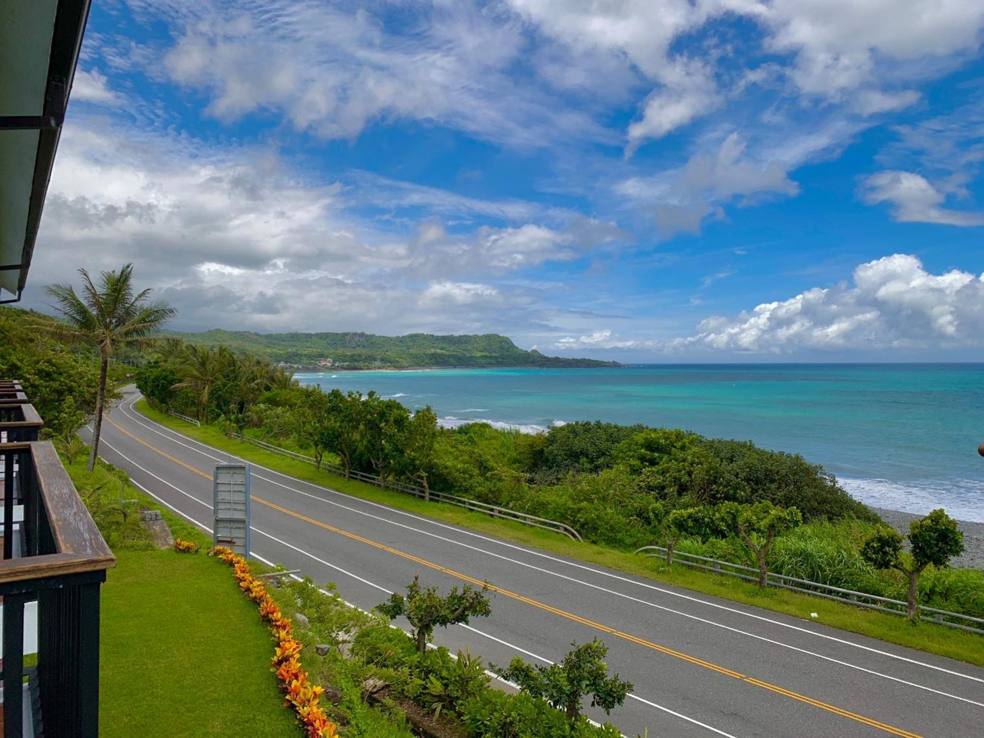 Taitung Blue Sea Villa Chenggong Bagian luar foto