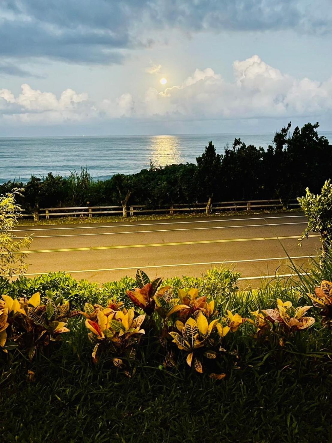 Taitung Blue Sea Villa Chenggong Bagian luar foto
