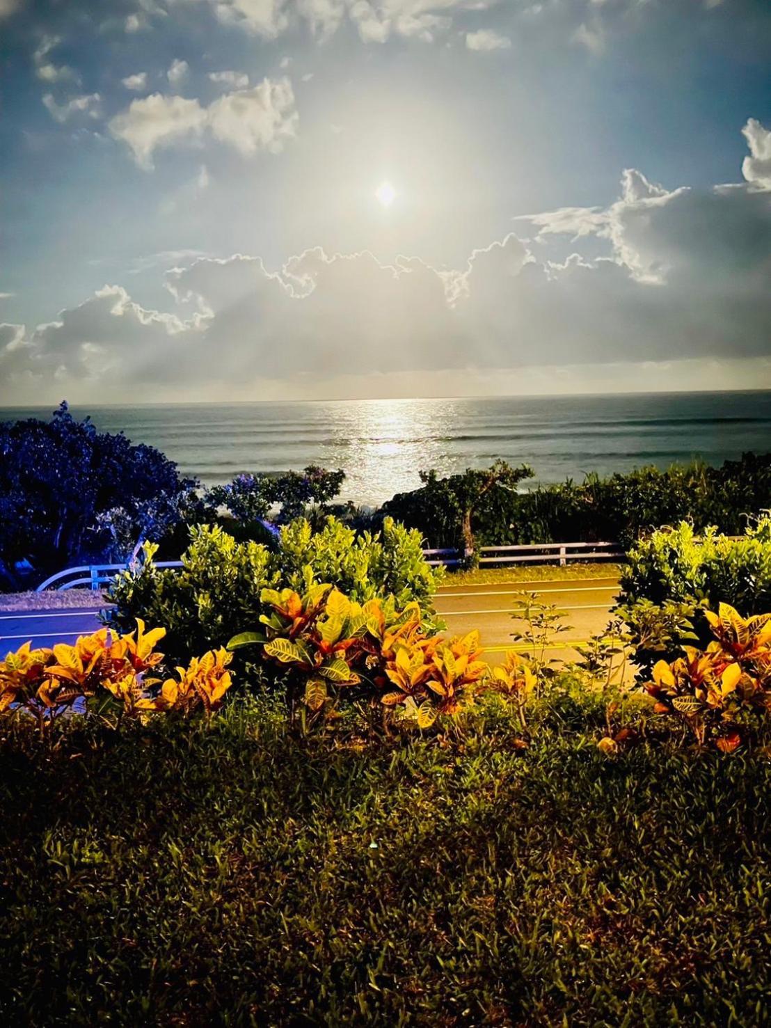 Taitung Blue Sea Villa Chenggong Bagian luar foto