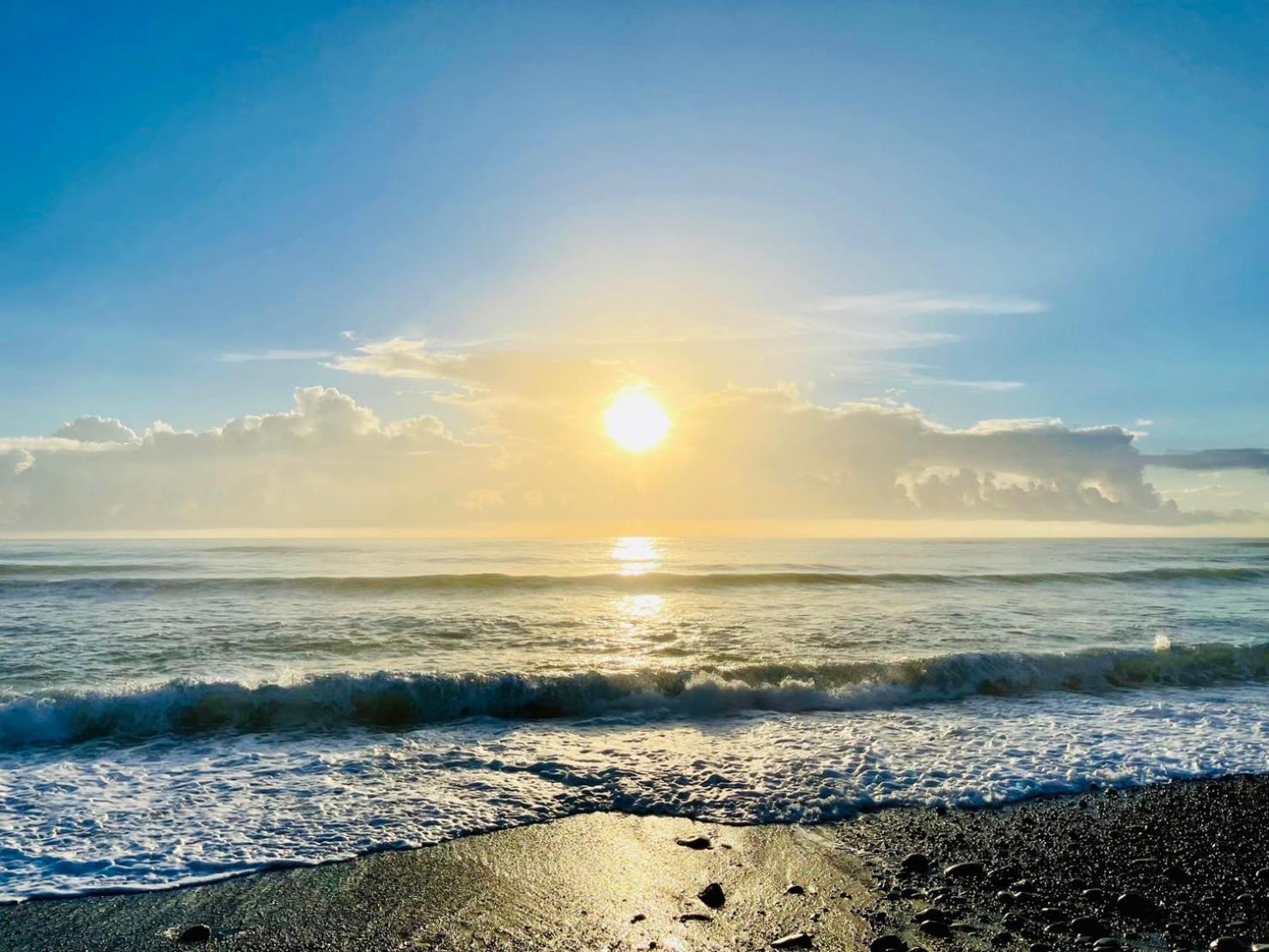 Taitung Blue Sea Villa Chenggong Bagian luar foto